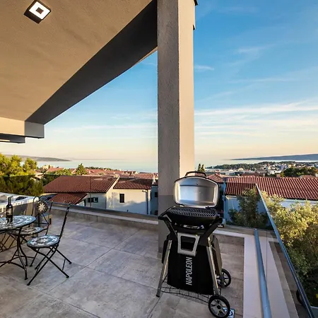 Lägenhet Luxury Adria Krk Town