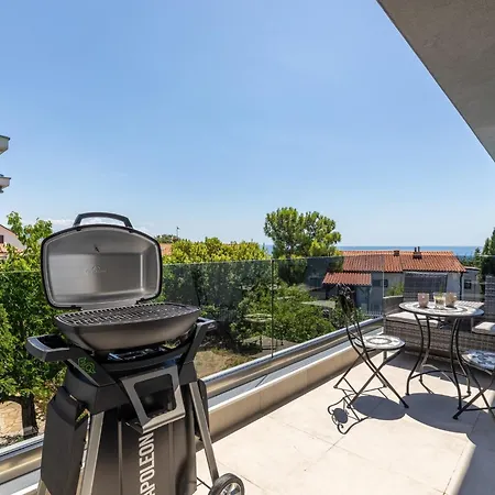 Lägenhet Luxury Adria Krk Town