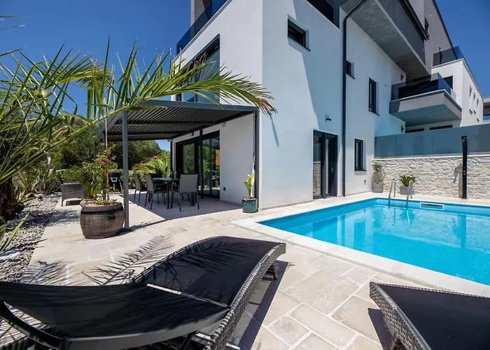 Luxury Adria * Krk Town