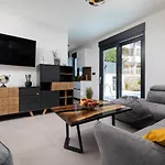 Luxury Adria Apartment Krk Town