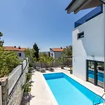 Apartment Luxury Adria *